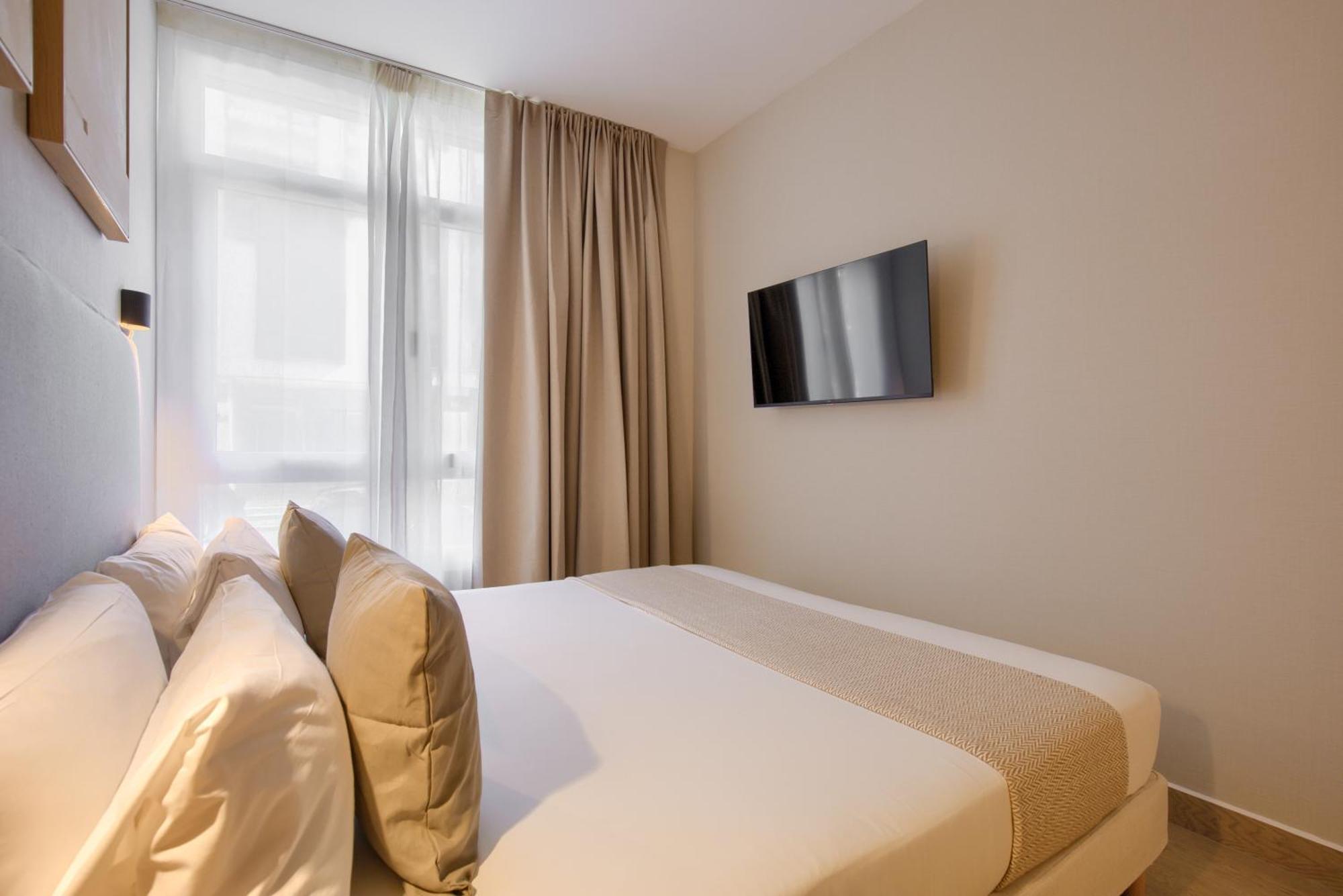 Dobo Madrid Murillo Zimmer foto