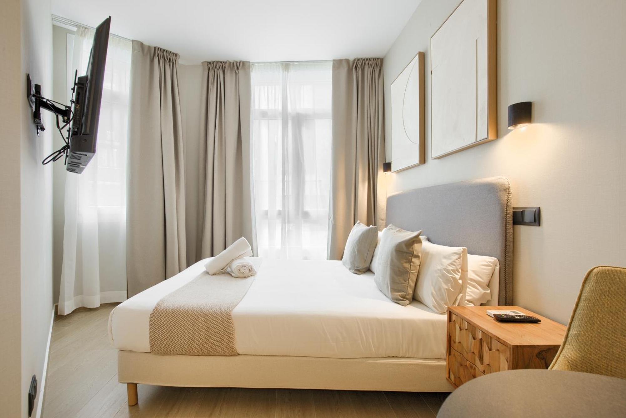Dobo Madrid Murillo Zimmer foto
