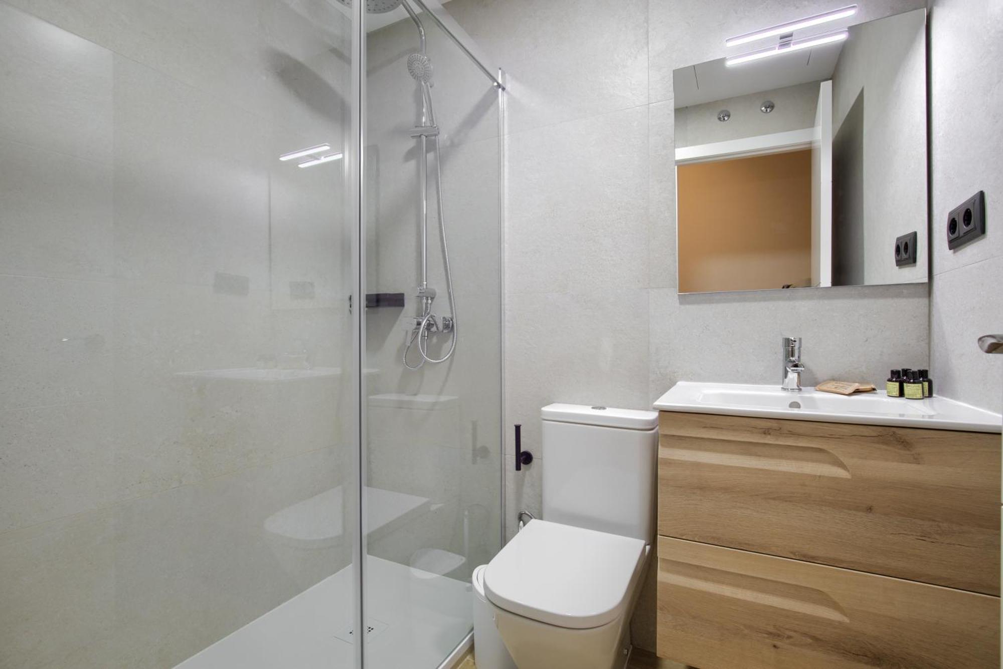 Dobo Madrid Murillo Zimmer foto